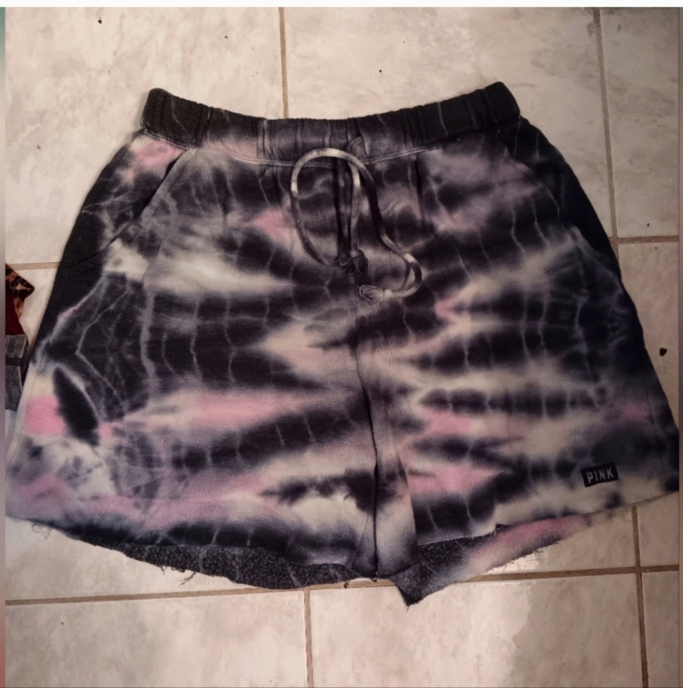 Bundle Vs Pink Clothing - image 2